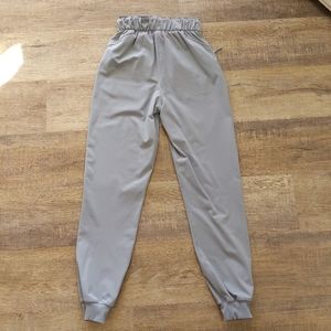 Lululemon Stretch High-Rise Jogger (2)